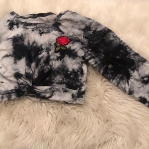 long sleeve cropped top